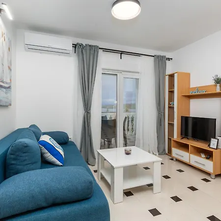 By The Sea Njivice, Krk - 5296 Διαμέρισμα