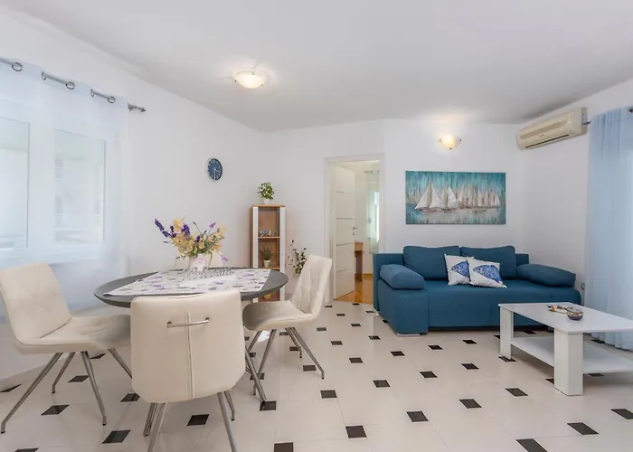 By The Sea - Krk - 5296 Apartamento Njivice